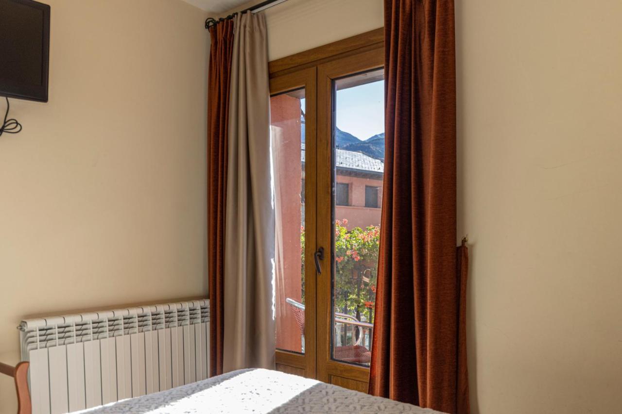Hotel Solana Benasque Eksteriør bilde