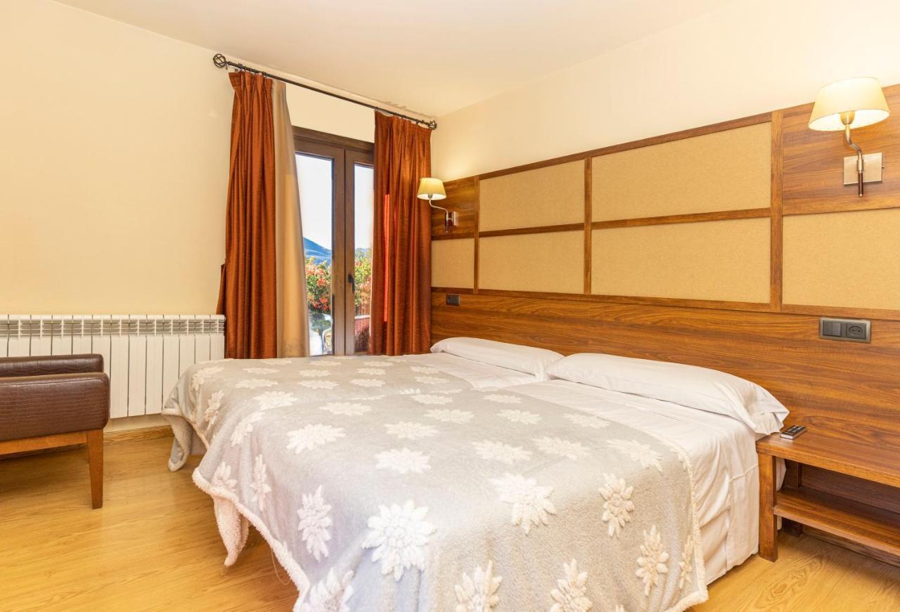 Hotel Solana Benasque Eksteriør bilde