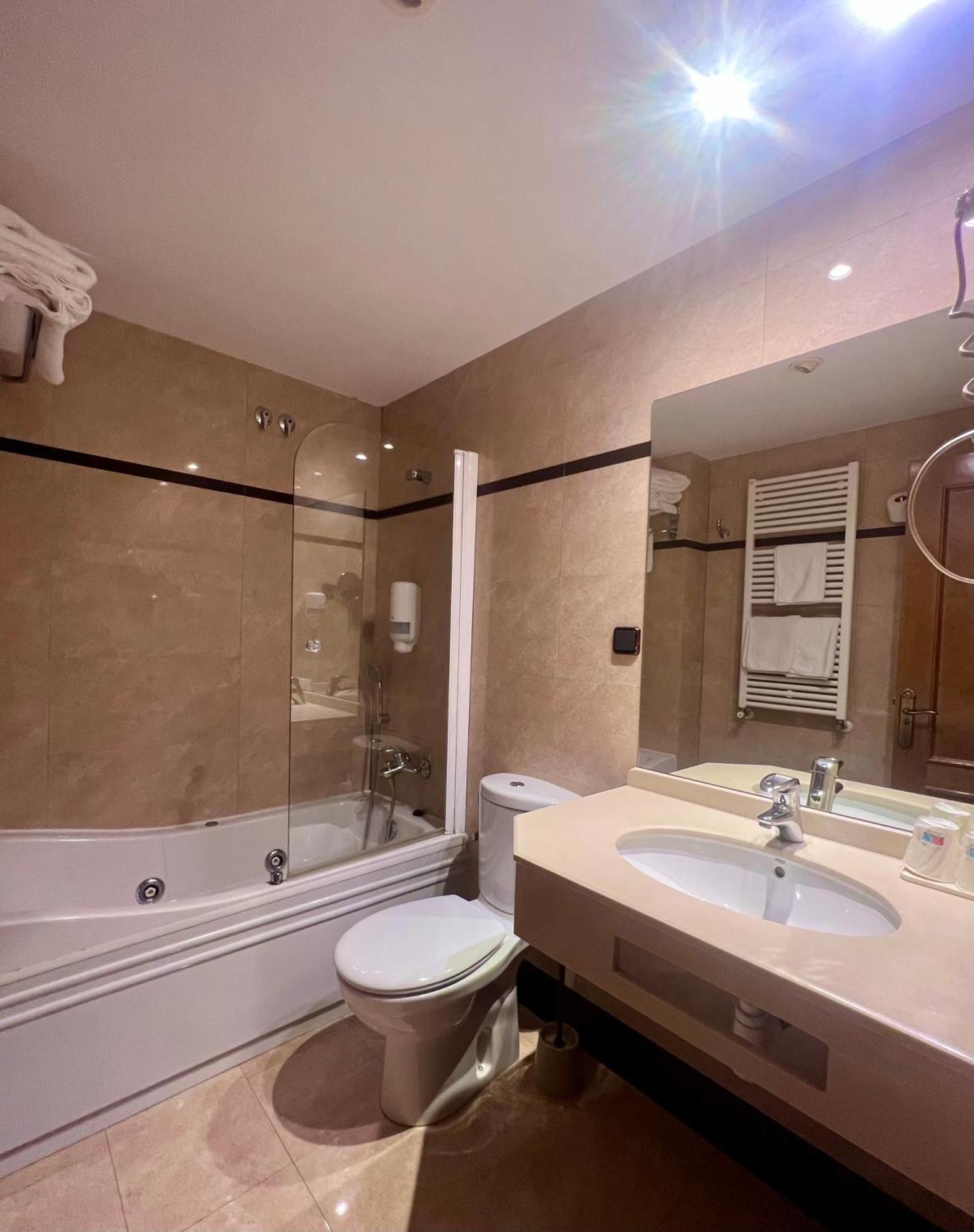 Hotel Solana Benasque Eksteriør bilde